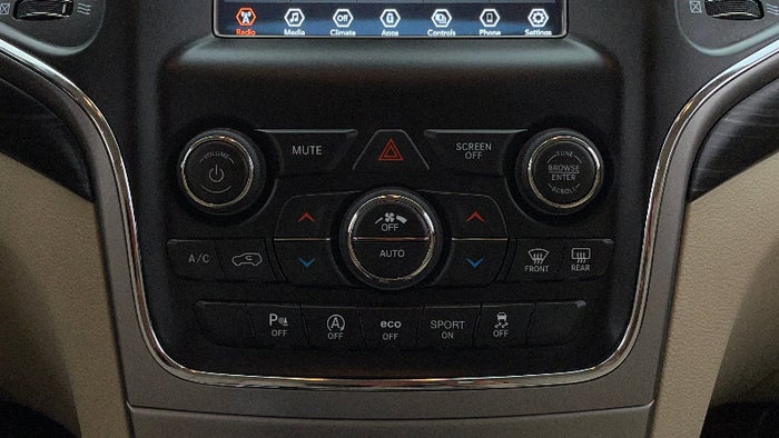 JEEP GRAND CHEROKEE-Automatic Climate Control